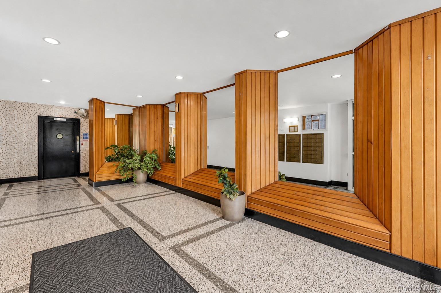 180 Van Cortlandt Park 5c Property Photo 2