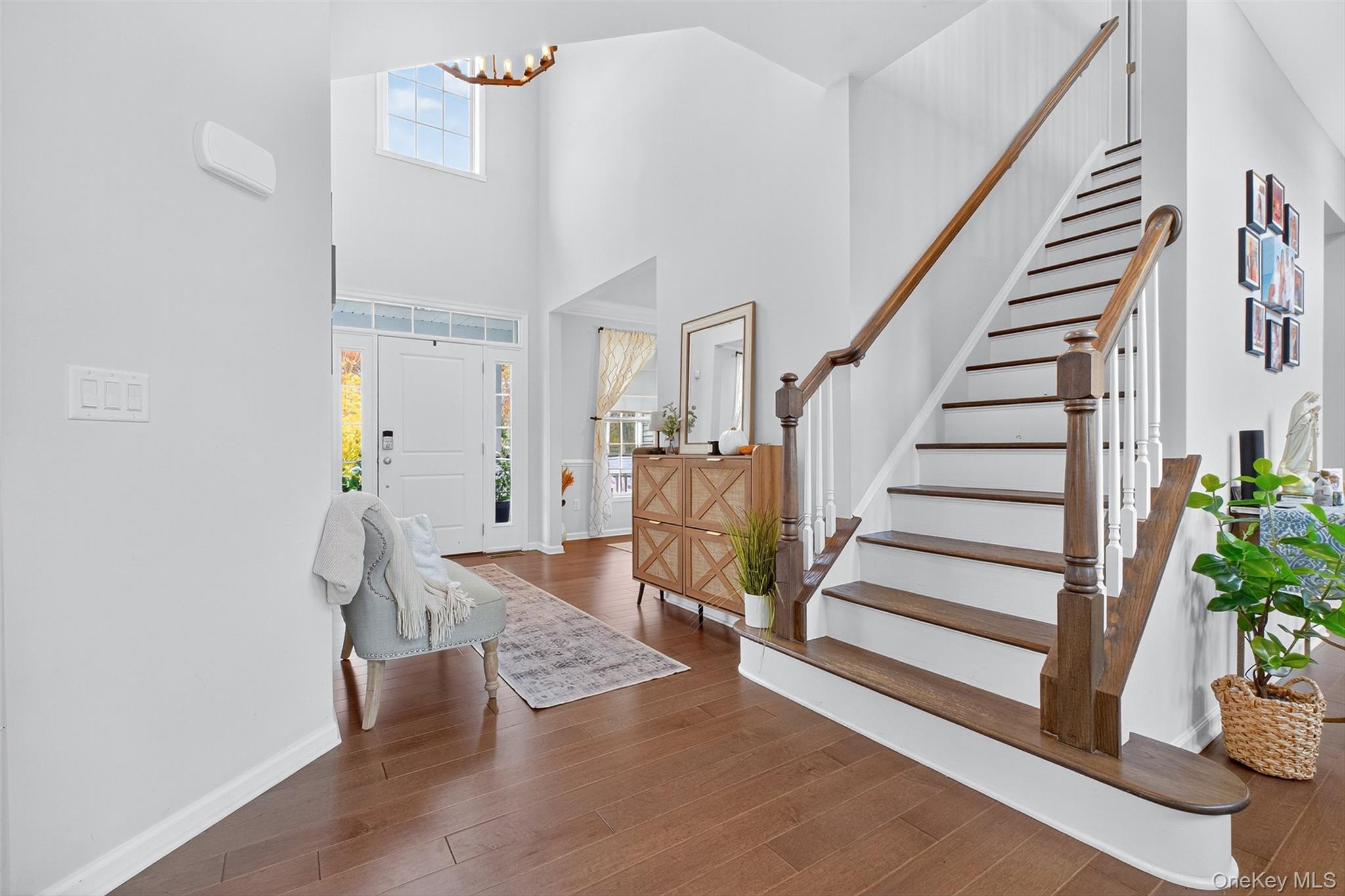 48 E Van Buren Way Property Photo 17