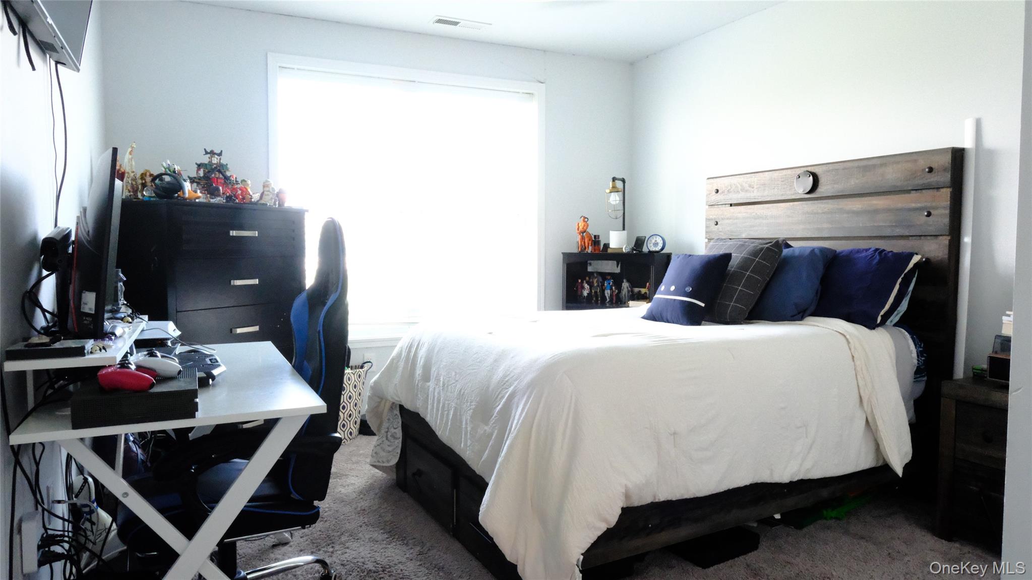 48 E Van Buren Way Property Photo 24