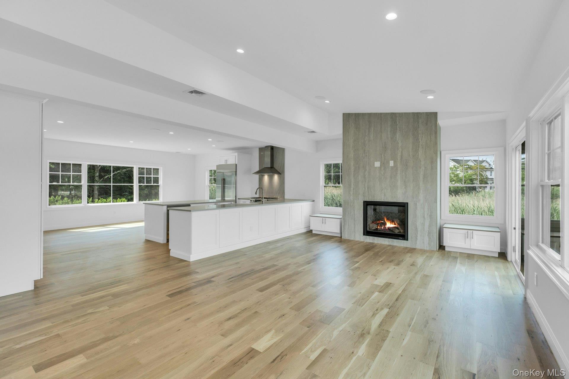 255 Peconic Bay Boulevard Property Photo 12