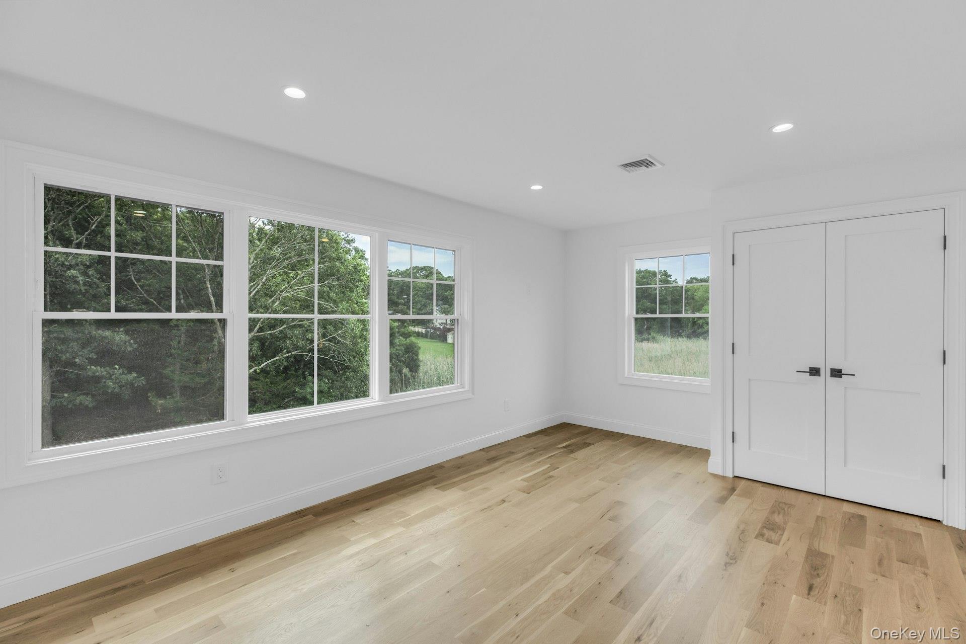 255 Peconic Bay Boulevard Property Photo 30