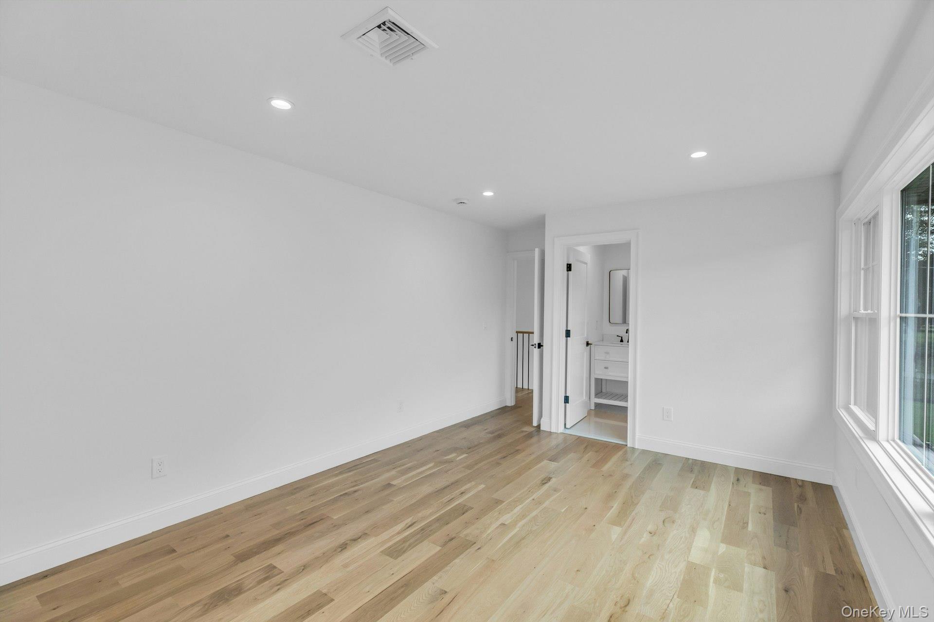 255 Peconic Bay Boulevard Property Photo 31