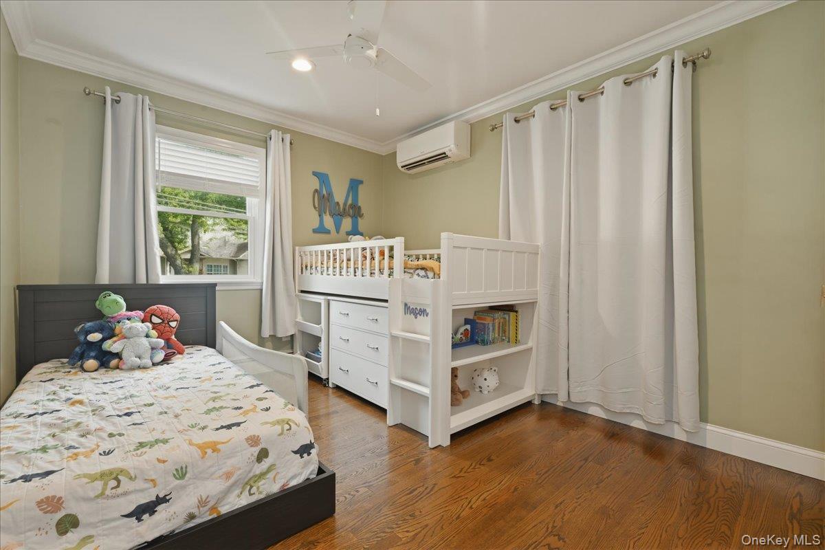 56 Glen Cove Drive Property Photo 16