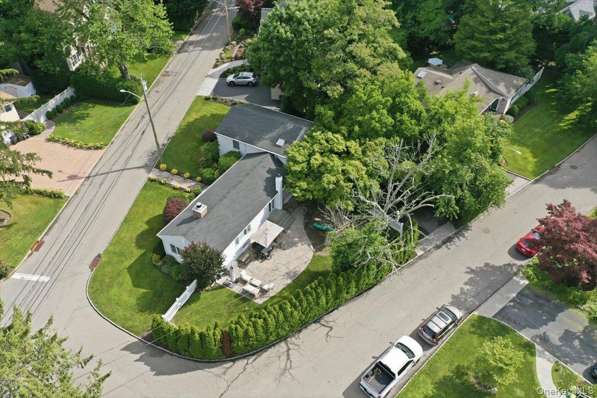 56 Glen Cove Drive Property Photo 33
