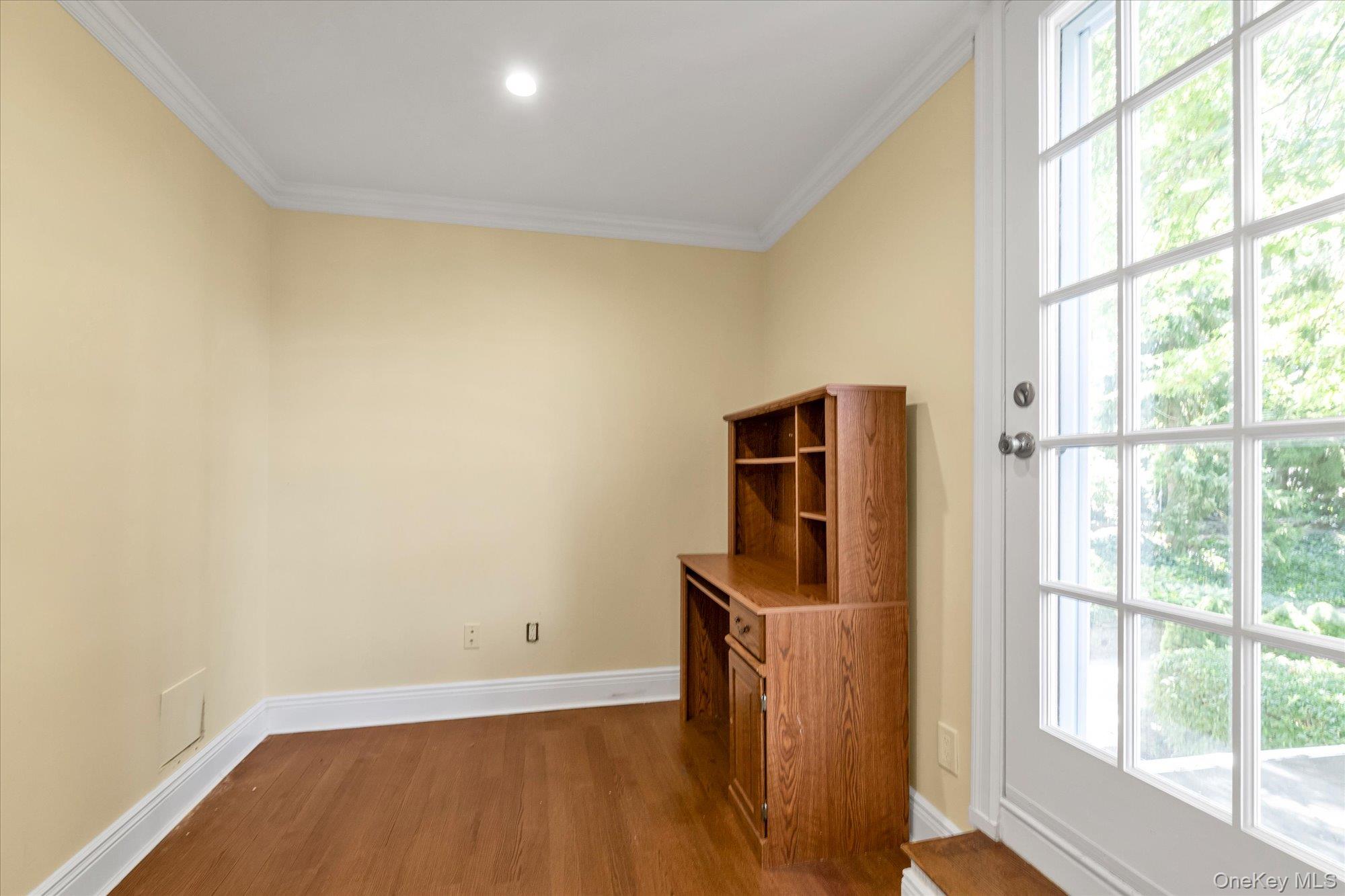 240-02 Poplar Street Property Photo 21
