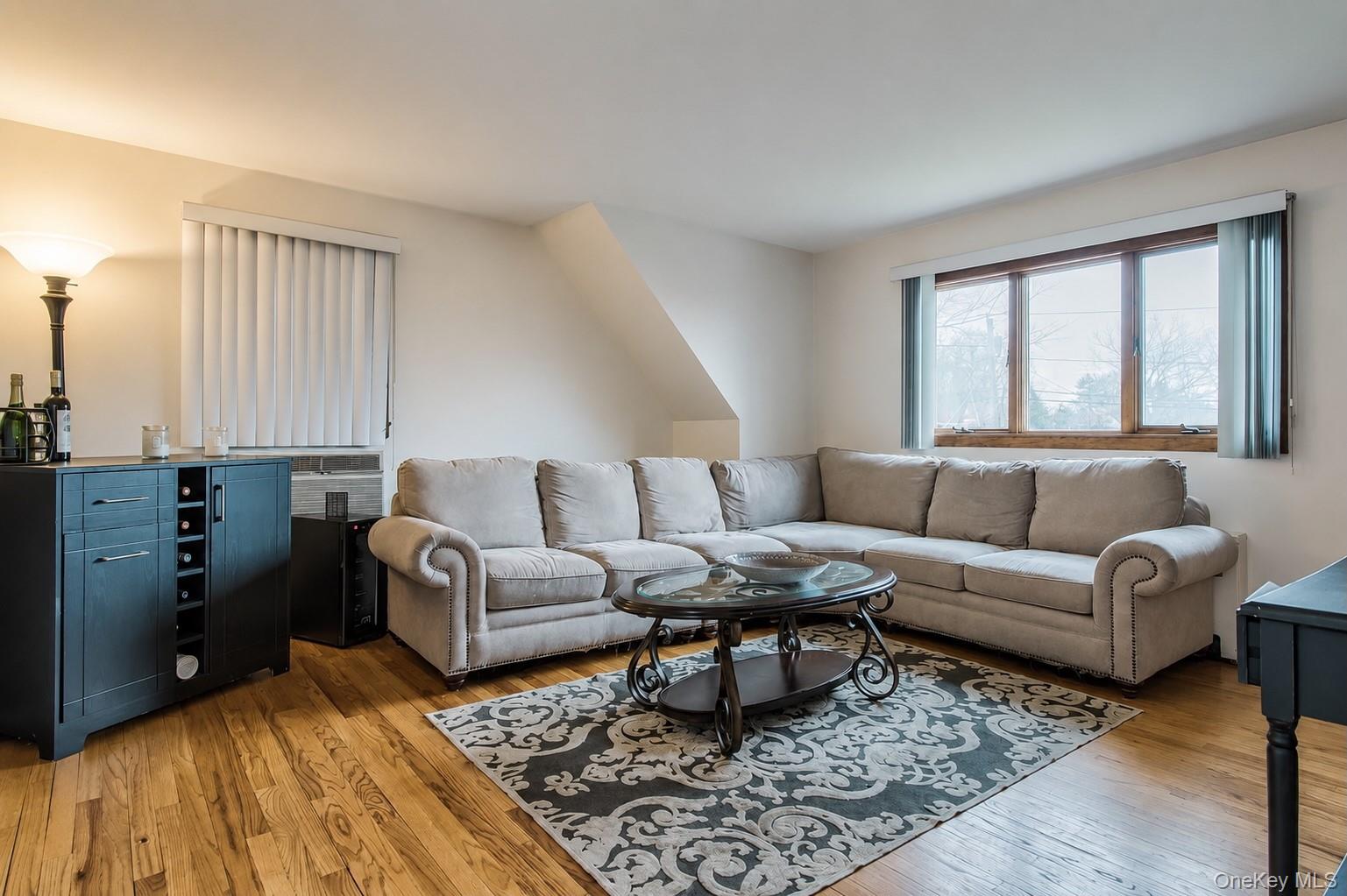 280 Van Cott Avenue Property Photo 12