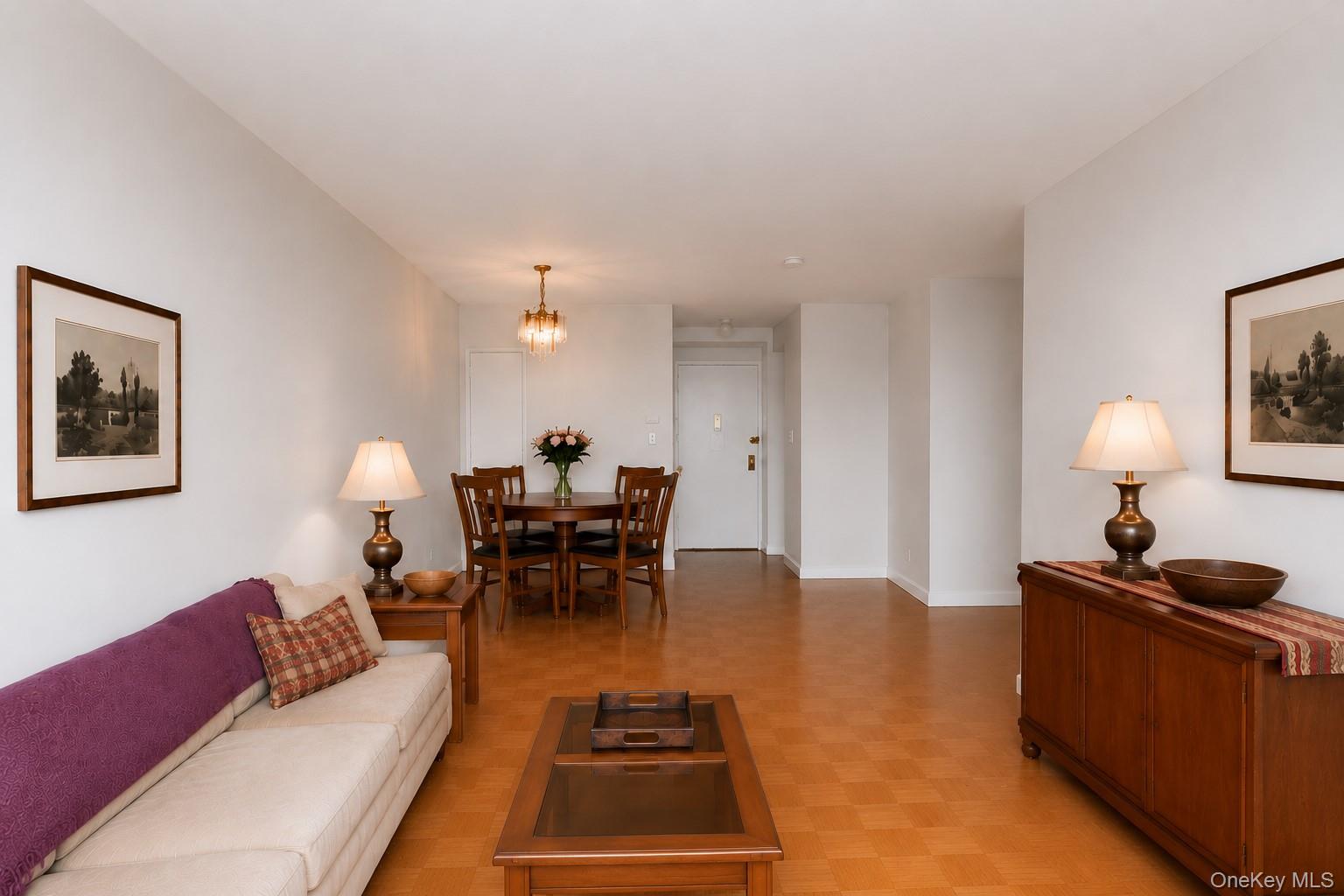 175-20 Wexford Terrace 15u Property Photo 3