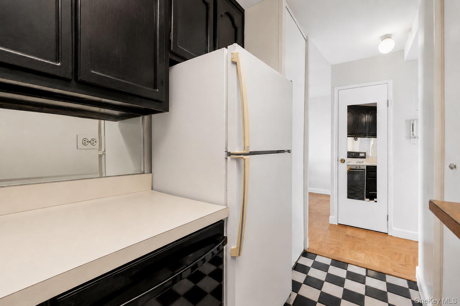 175-20 Wexford Terrace 15u Property Photo 6