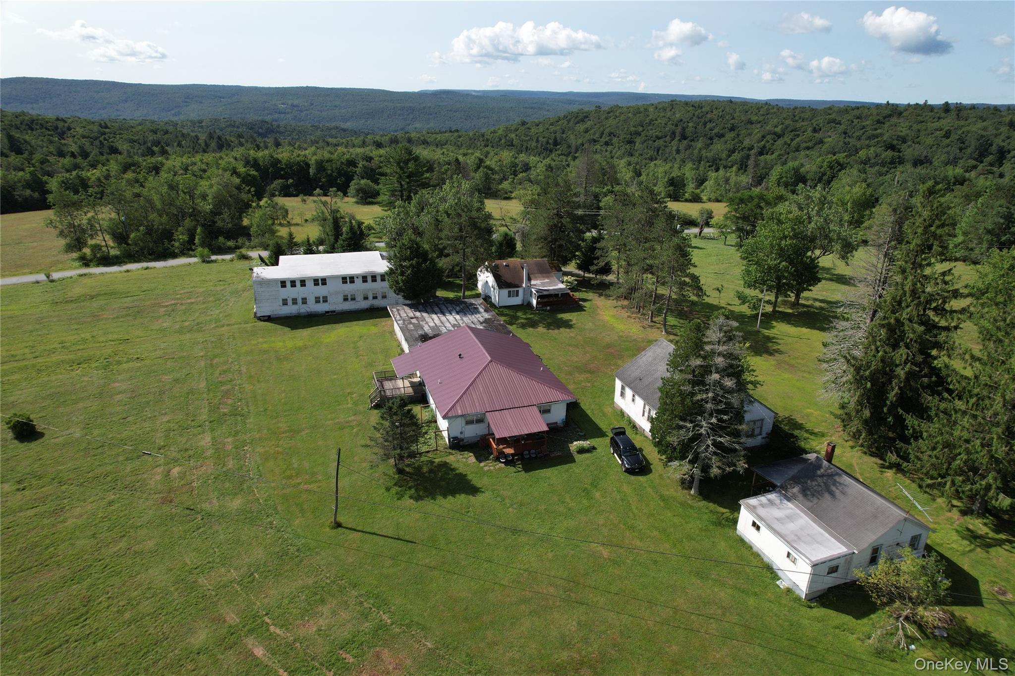 40 Spartan Hill Road Property Photo 1