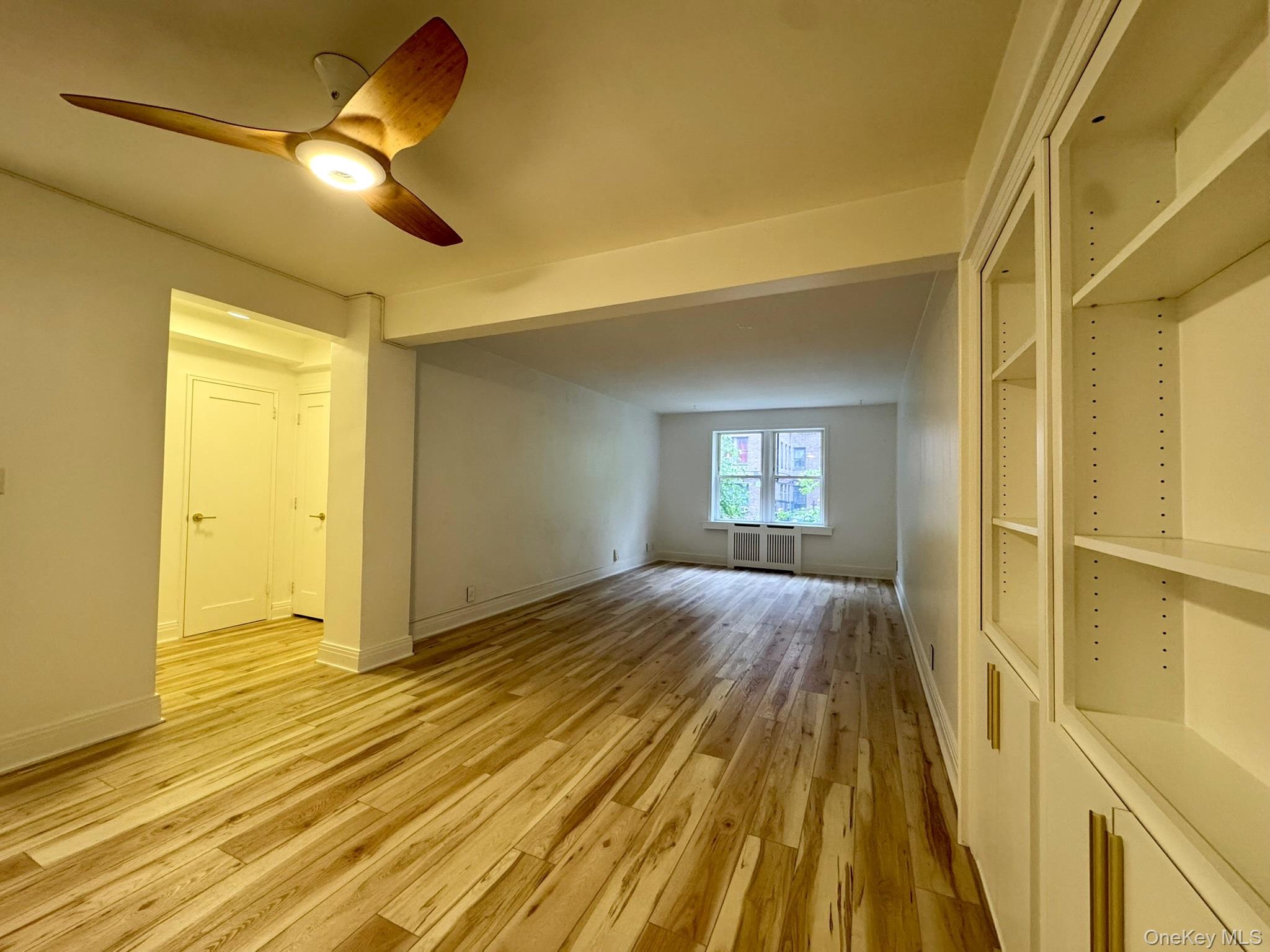 2090 Barnes Avenue 1d Property Photo 1