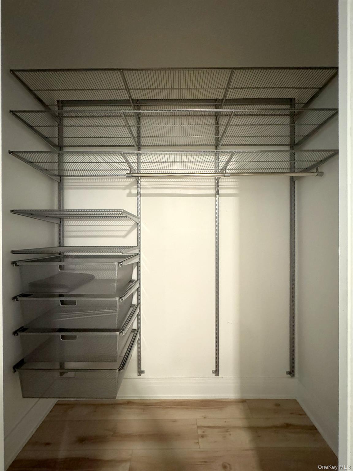 2090 Barnes Avenue 1d Property Photo 10