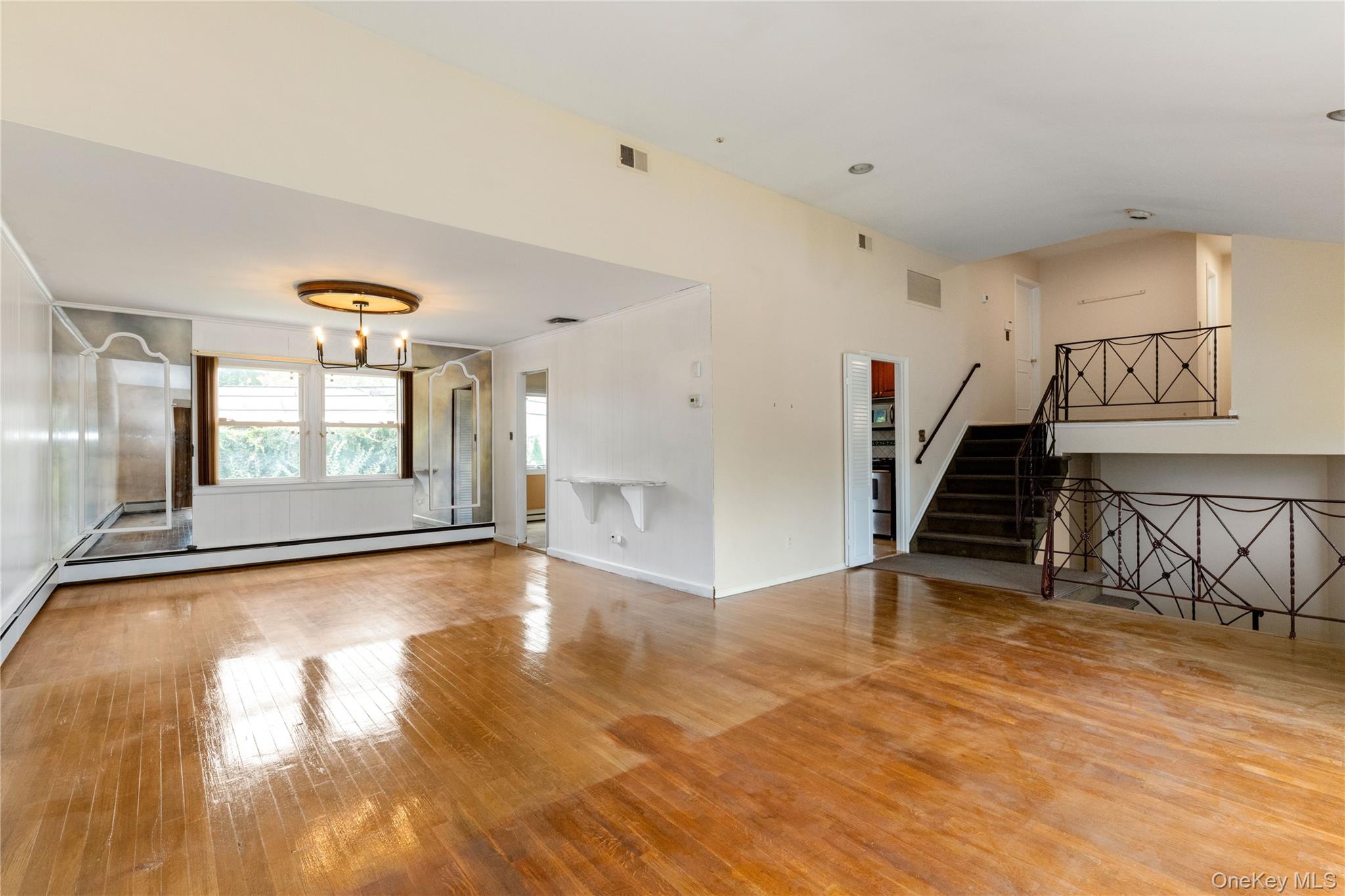 797 Caldwell Avenue Property Photo 6