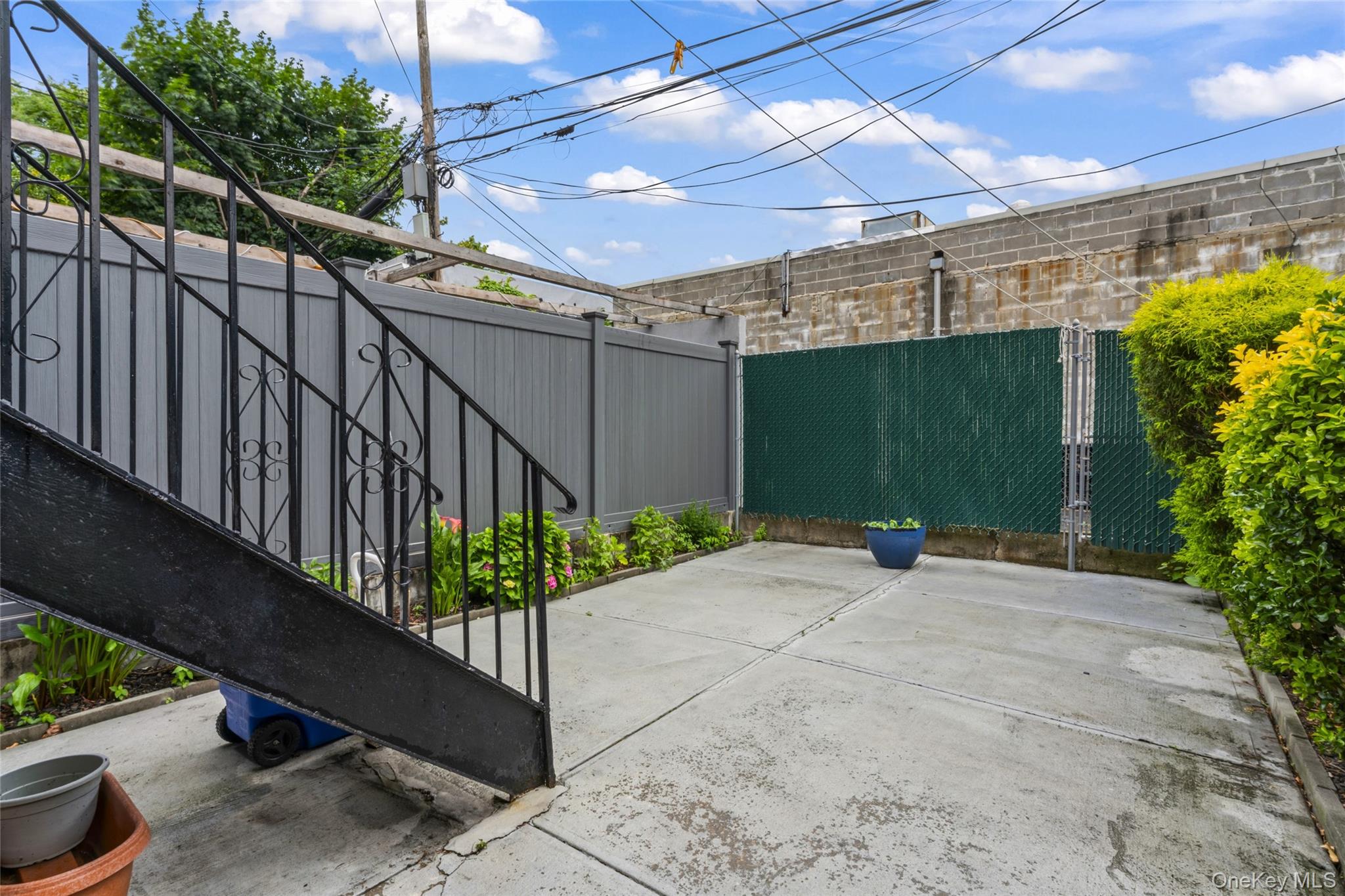 157 E 49th Street Property Photo 19