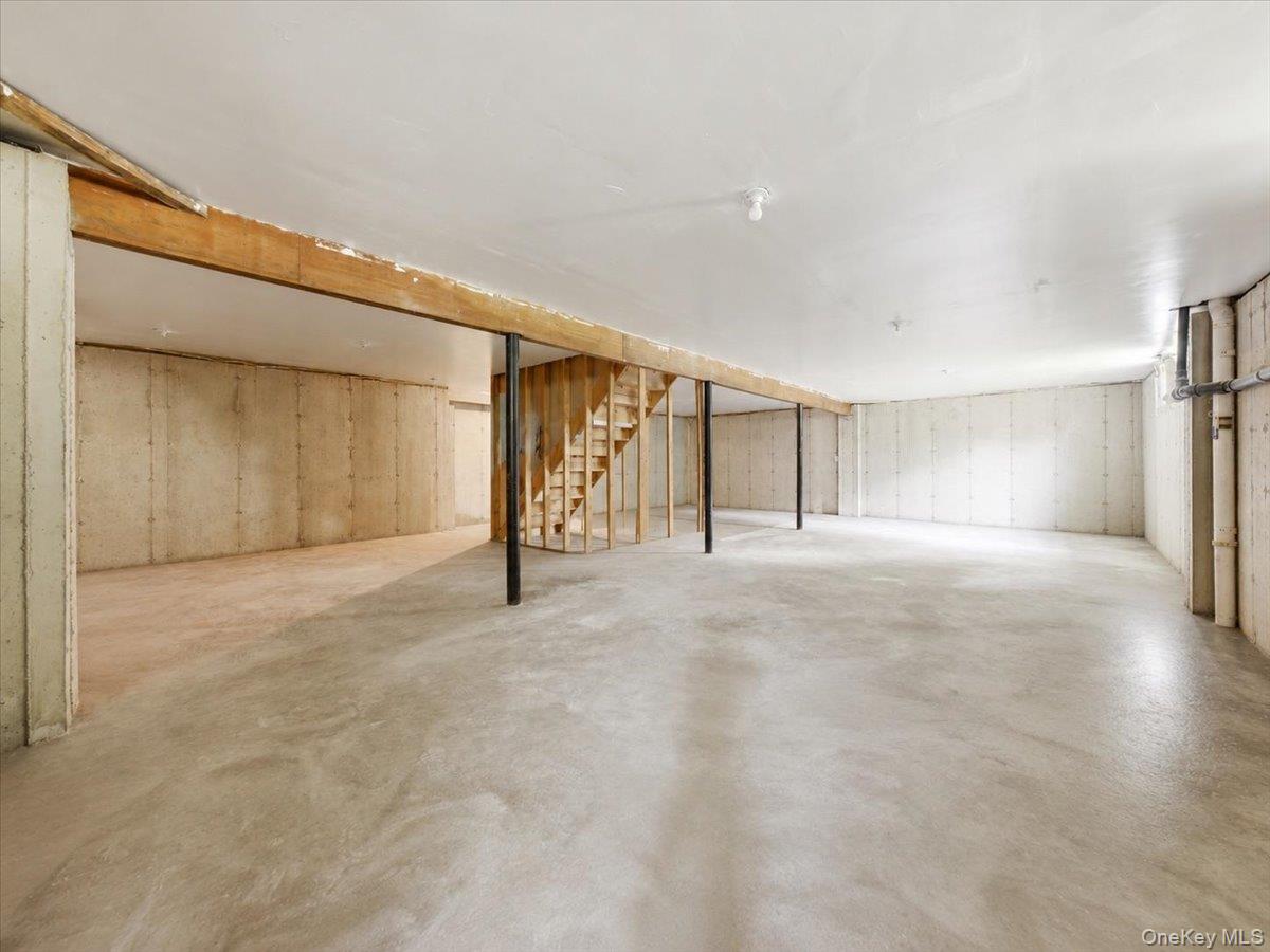 977 Mt Hope Road Property Photo 32