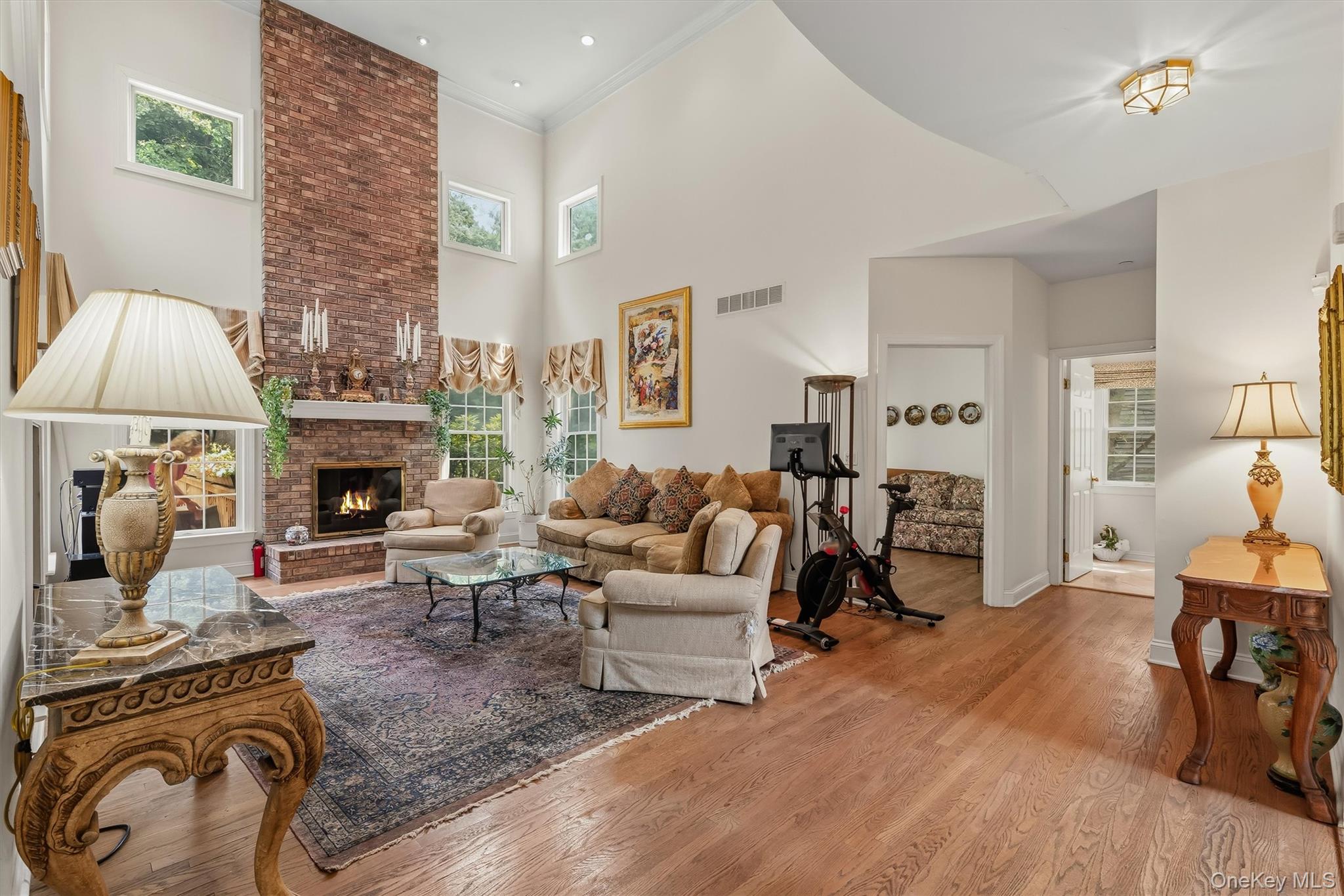 143 Euclid Avenue Property Photo 8