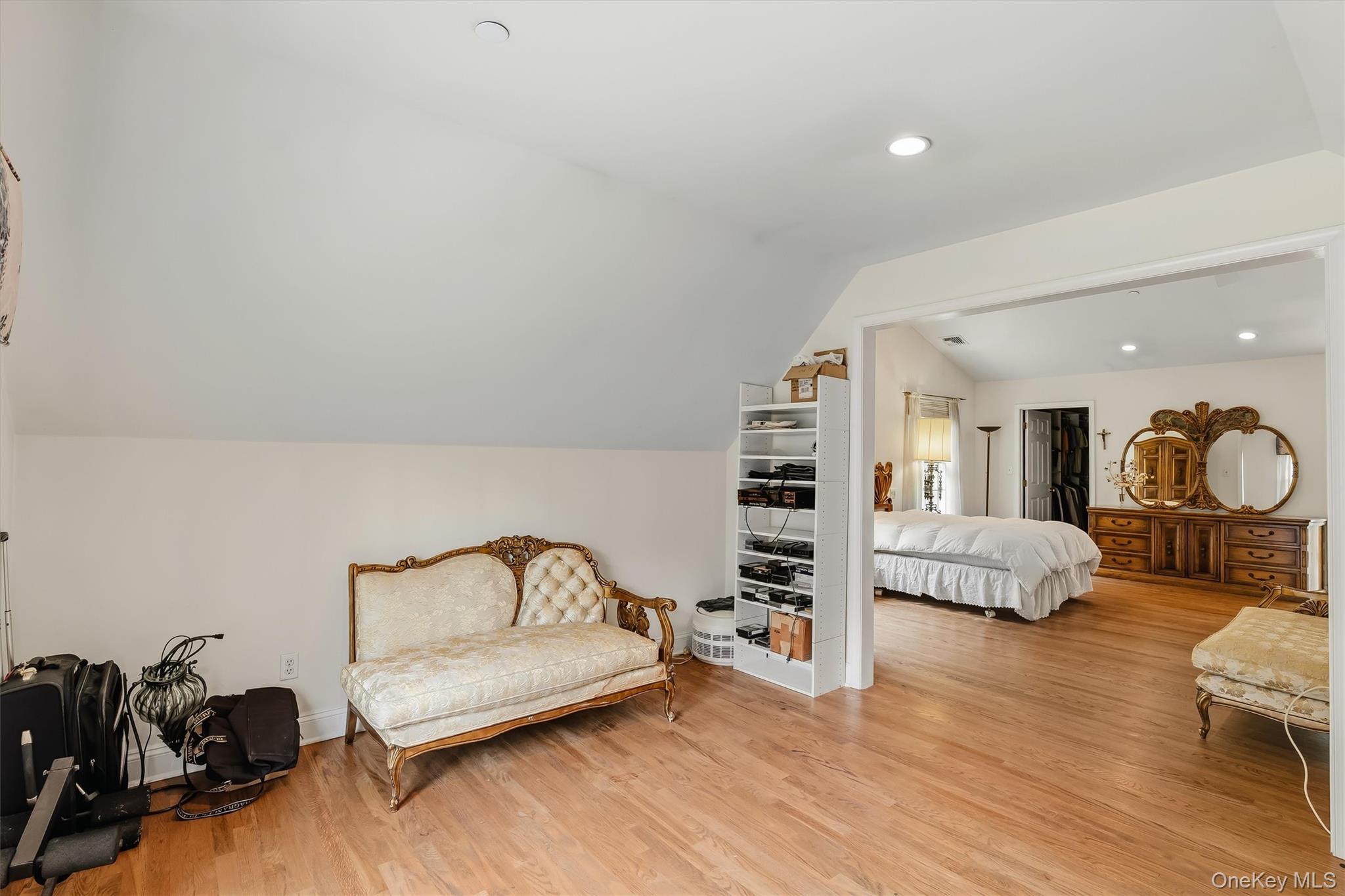 143 Euclid Avenue Property Photo 21