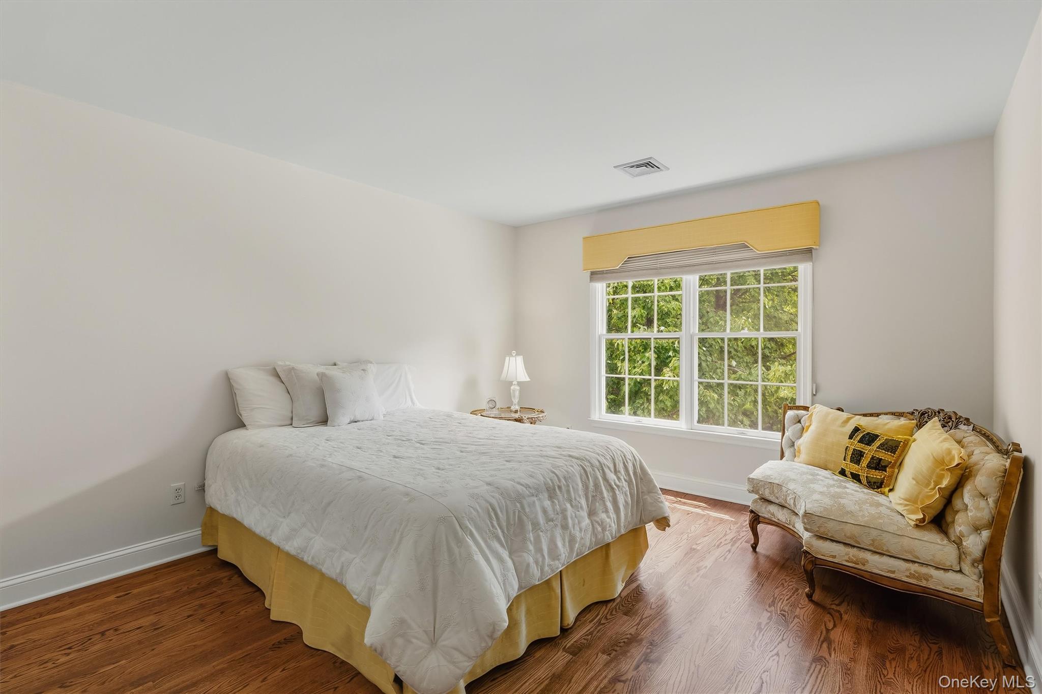 143 Euclid Avenue Property Photo 24