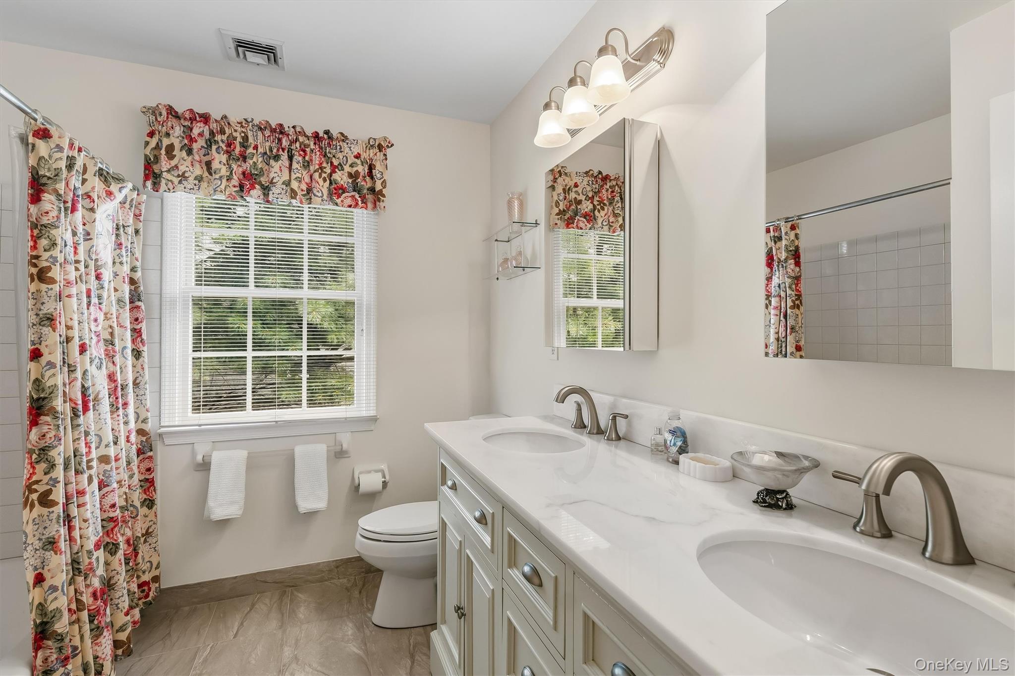 143 Euclid Avenue Property Photo 25