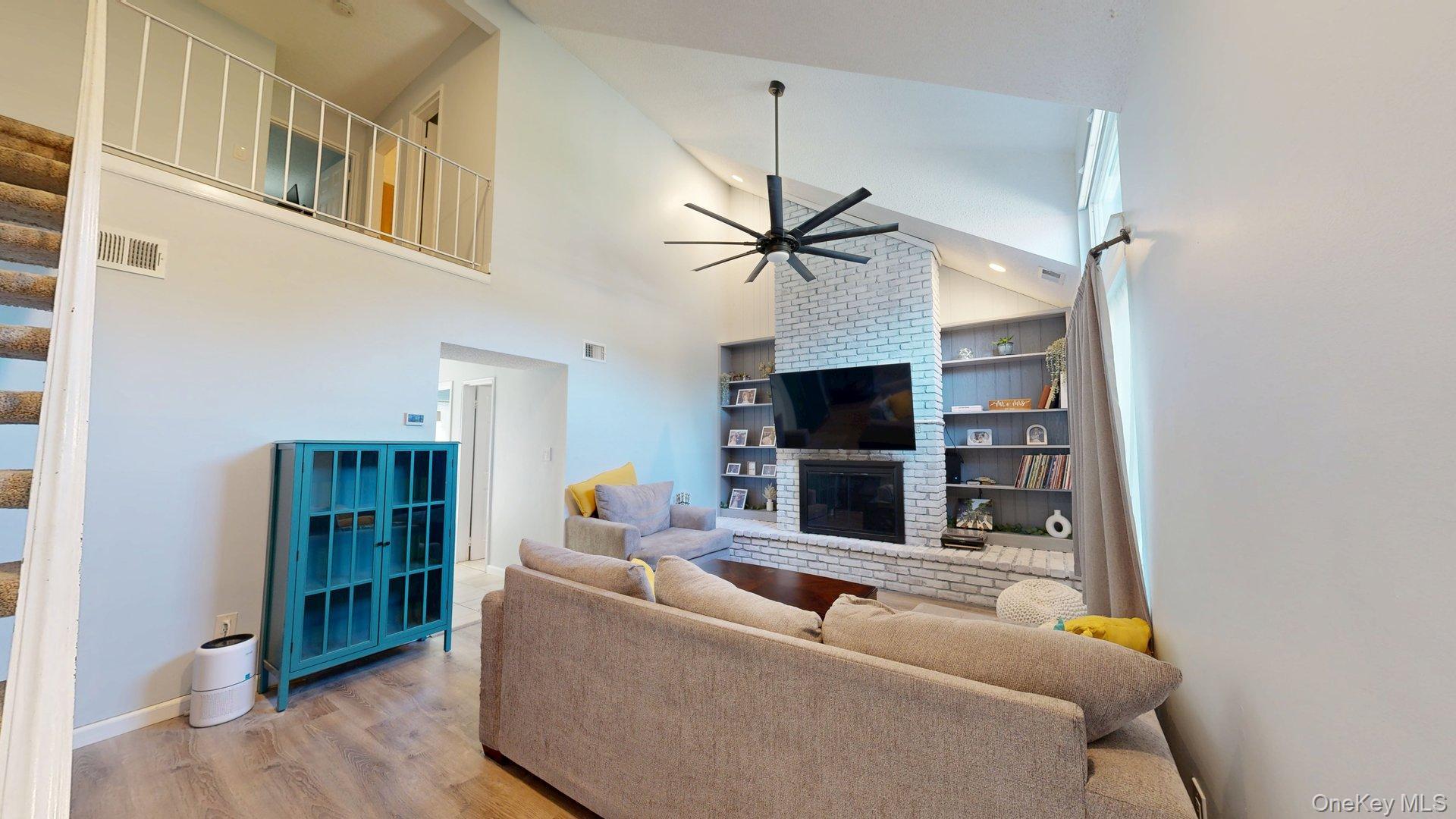 10 Amesworth Court Property Photo 4