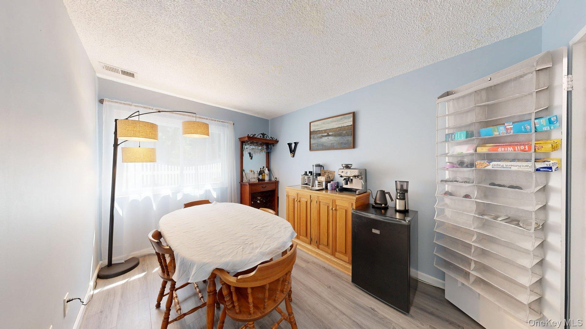10 Amesworth Court Property Photo 9