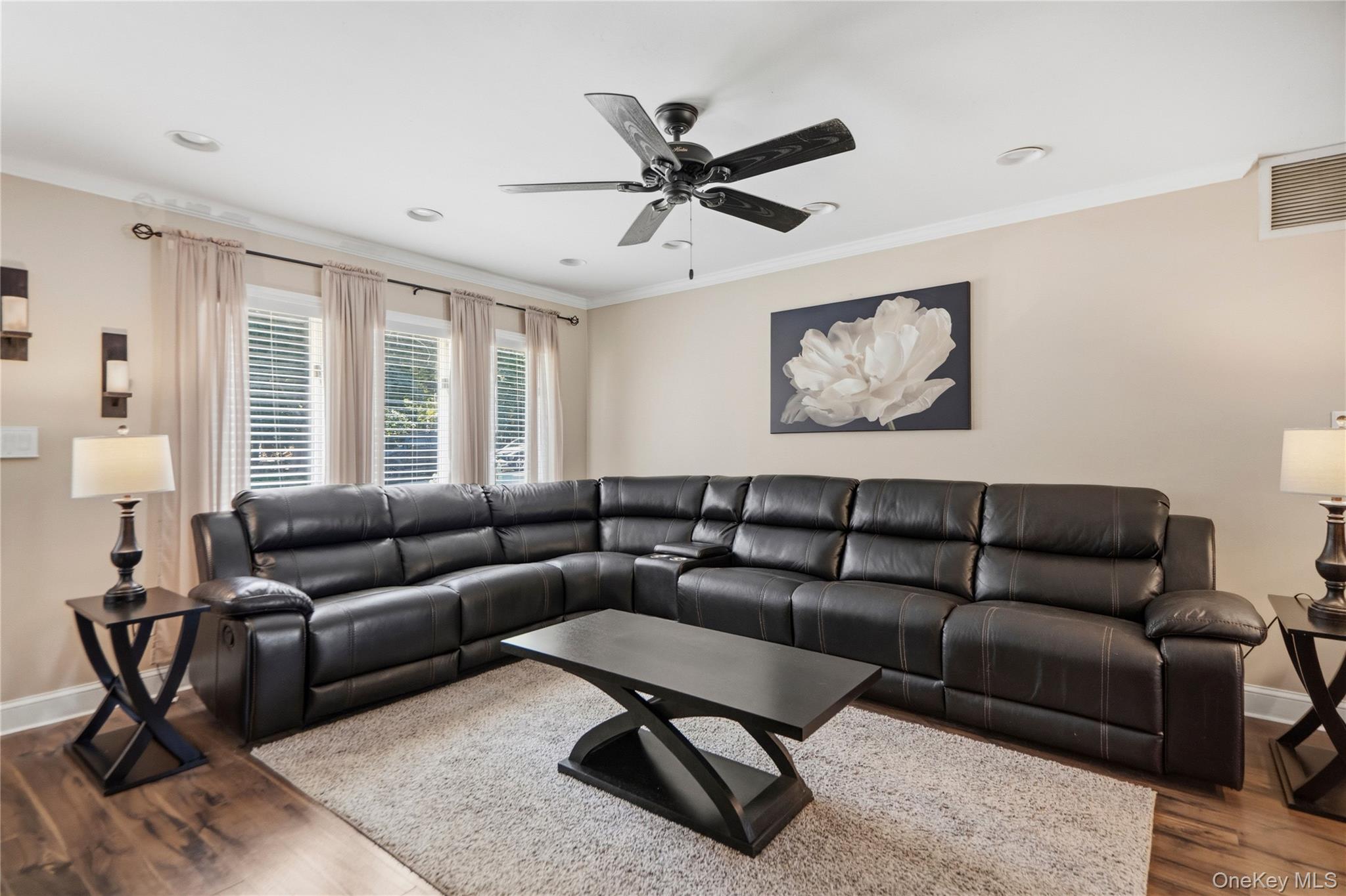 115 Patchogue Drive Property Photo 8