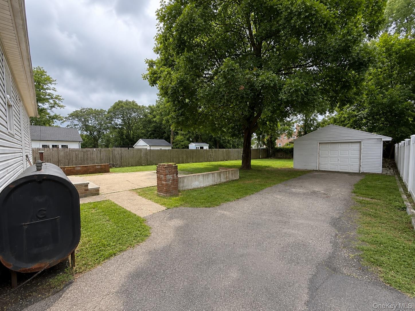 806 Mount Avenue Property Photo 11