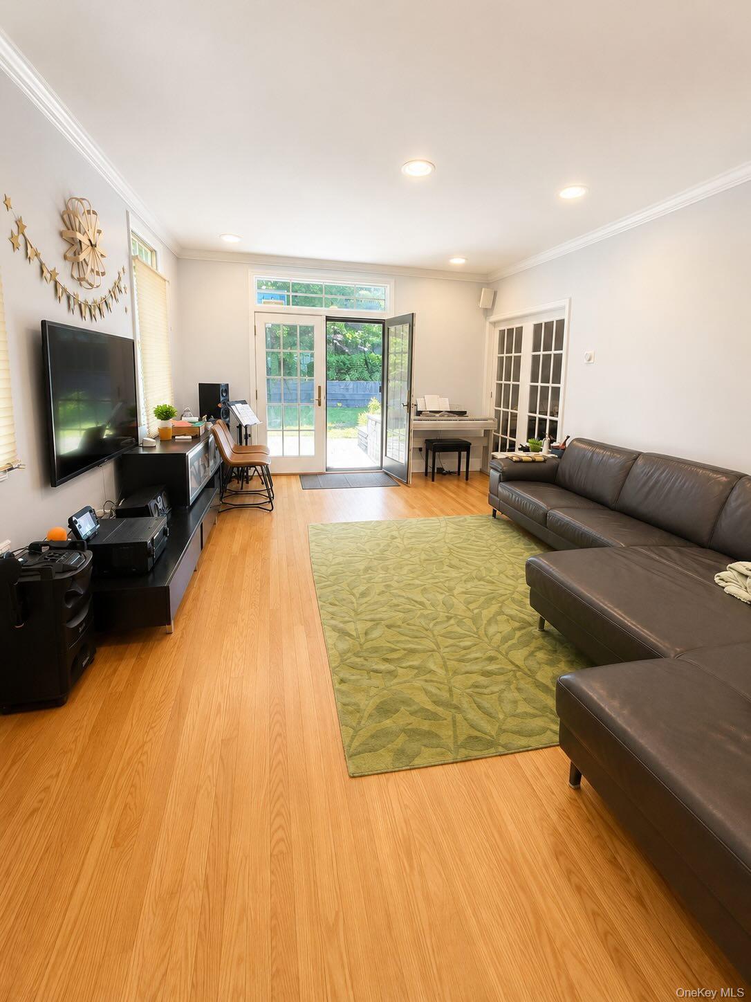 11 W Terrace Road Property Photo 4