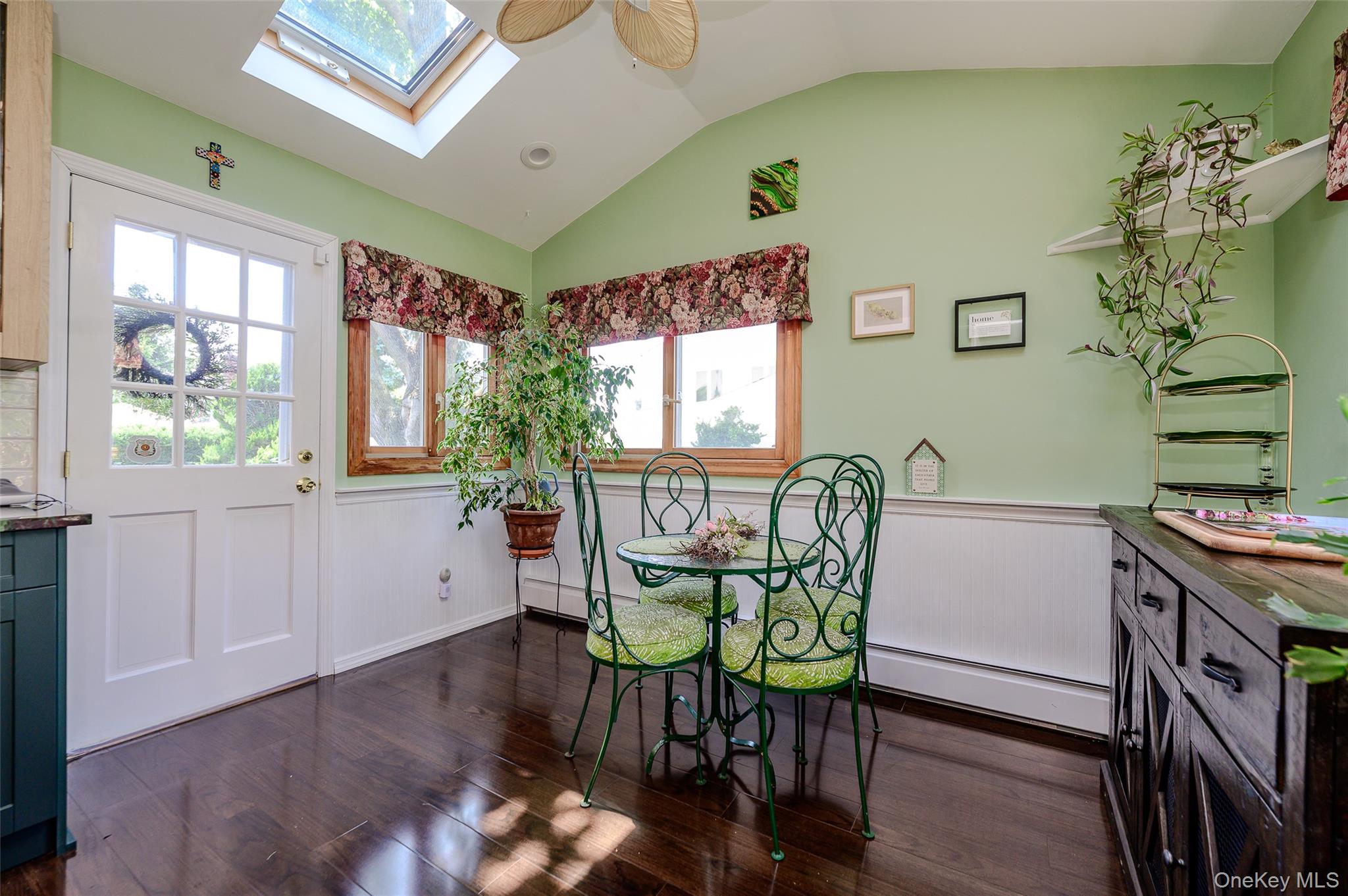 262 Rose Street Property Photo 11