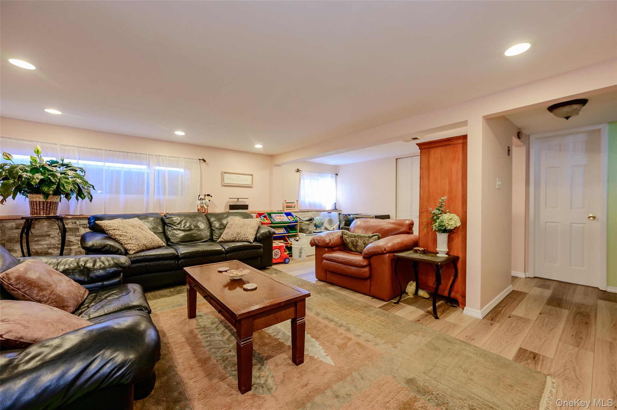 262 Rose Street Property Photo 14