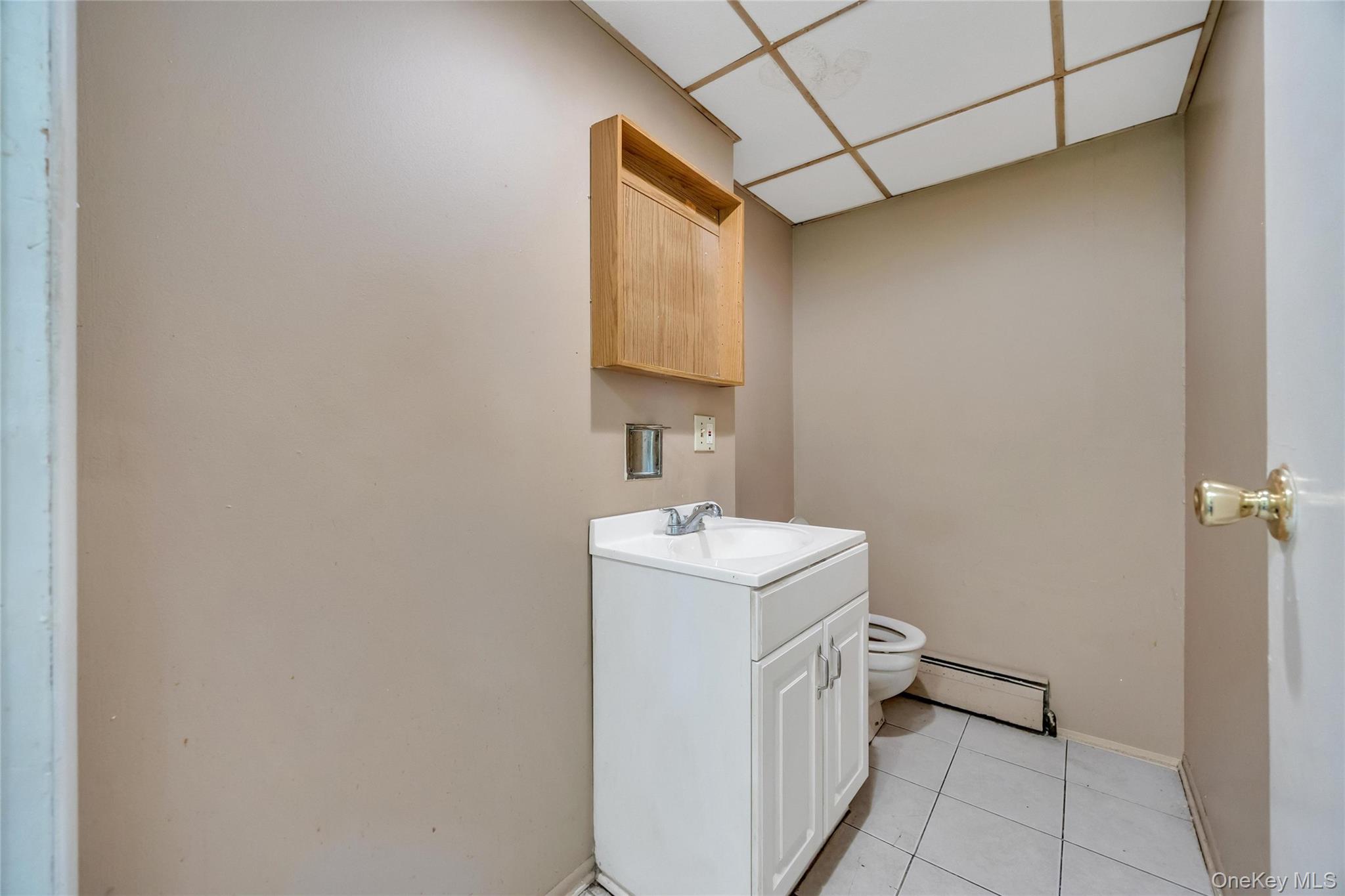 20 E Pine Street Property Photo 16