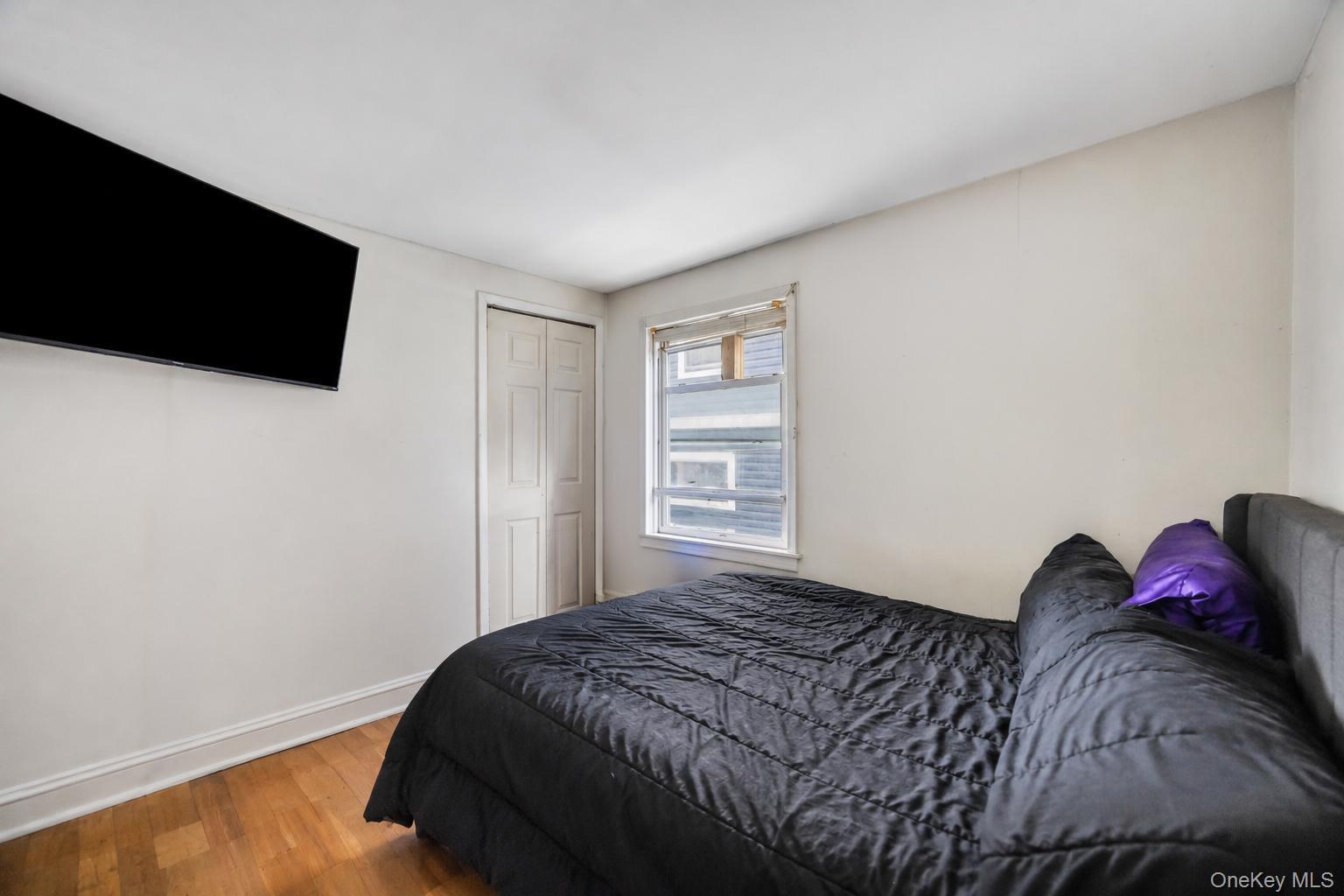 20 E Pine Street Property Photo 31