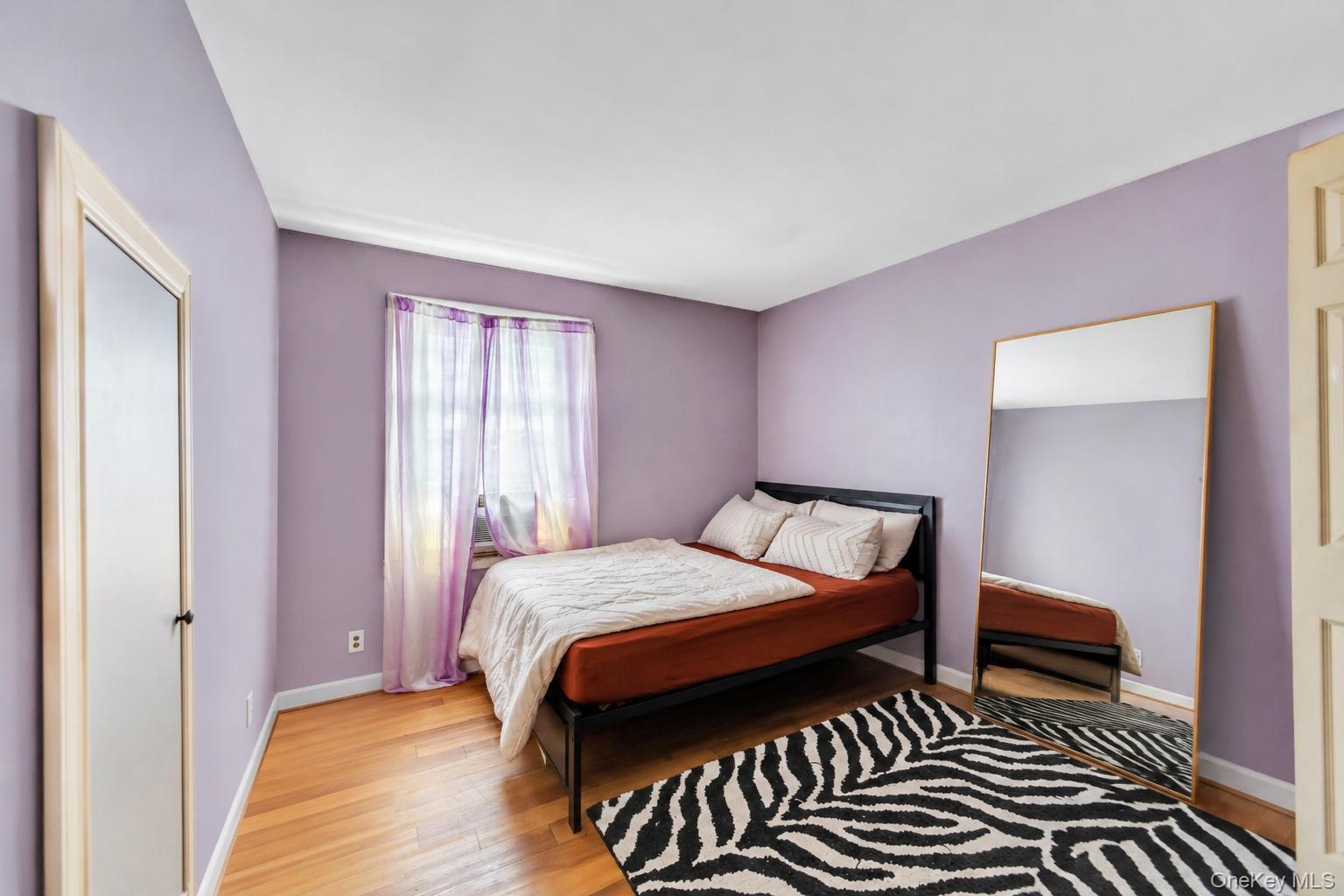 20 E Pine Street Property Photo 32