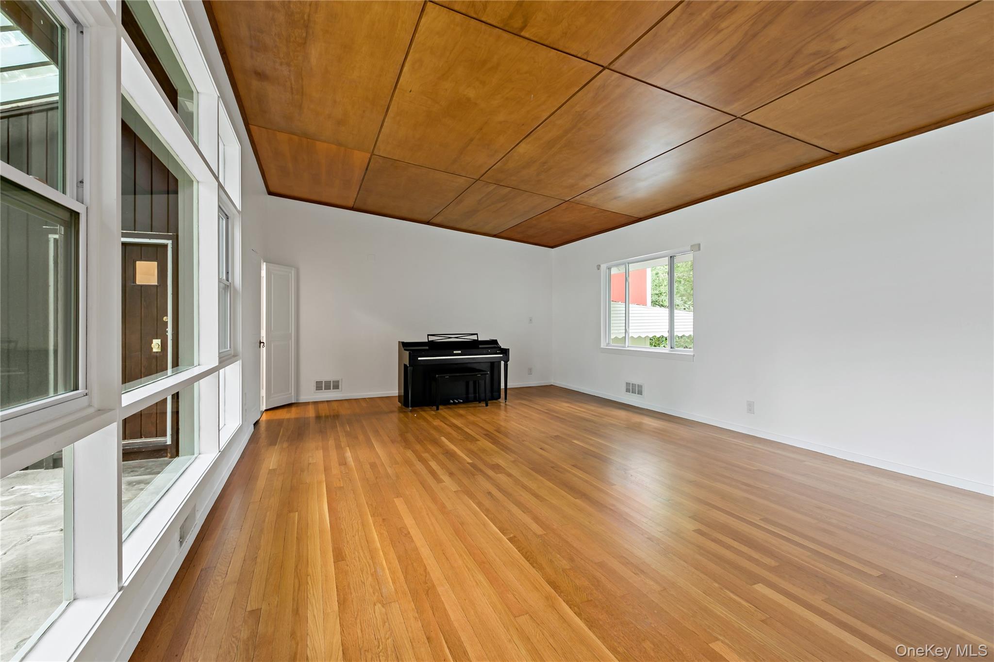 3 Tory Lane Property Photo 5