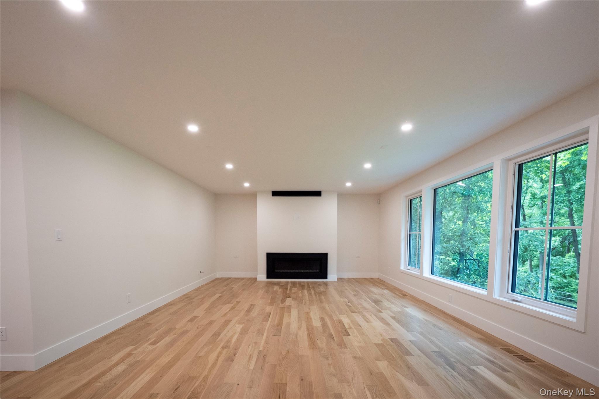 19 Black Birch Lane Property Photo 8