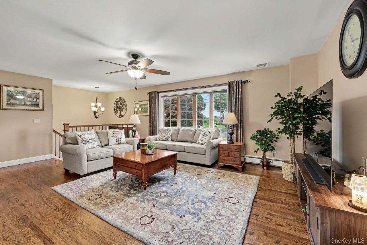 19 Lindy Drive Property Photo 3