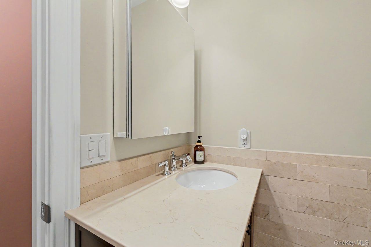 19 Lindy Drive Property Photo 23