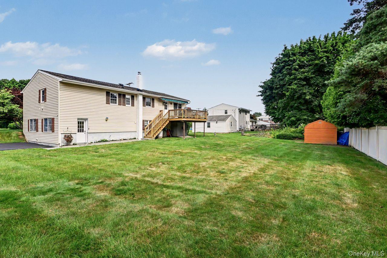 19 Lindy Drive Property Photo 42