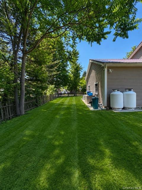 60 Grand Street Property Photo 5