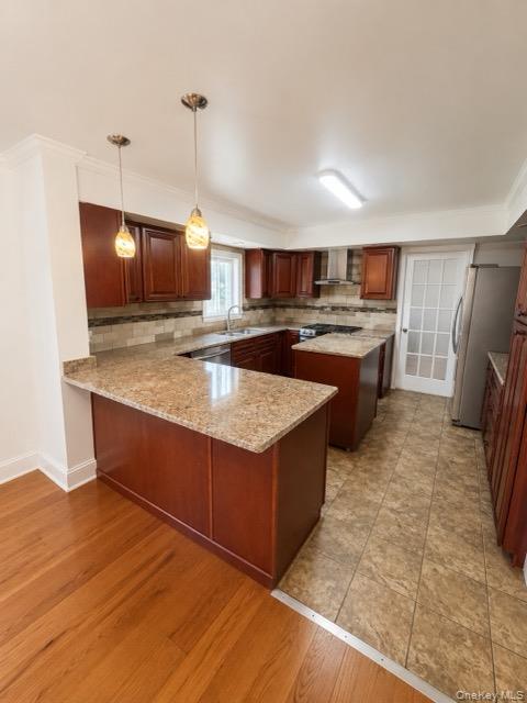 60 Grand Street Property Photo 7