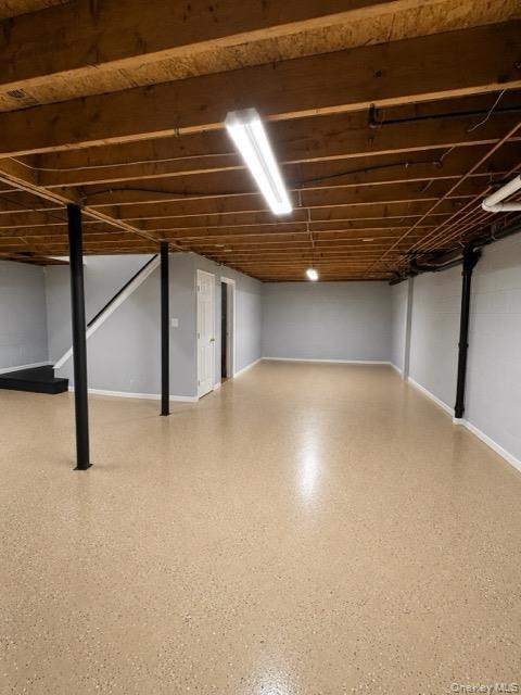 60 Grand Street Property Photo 24