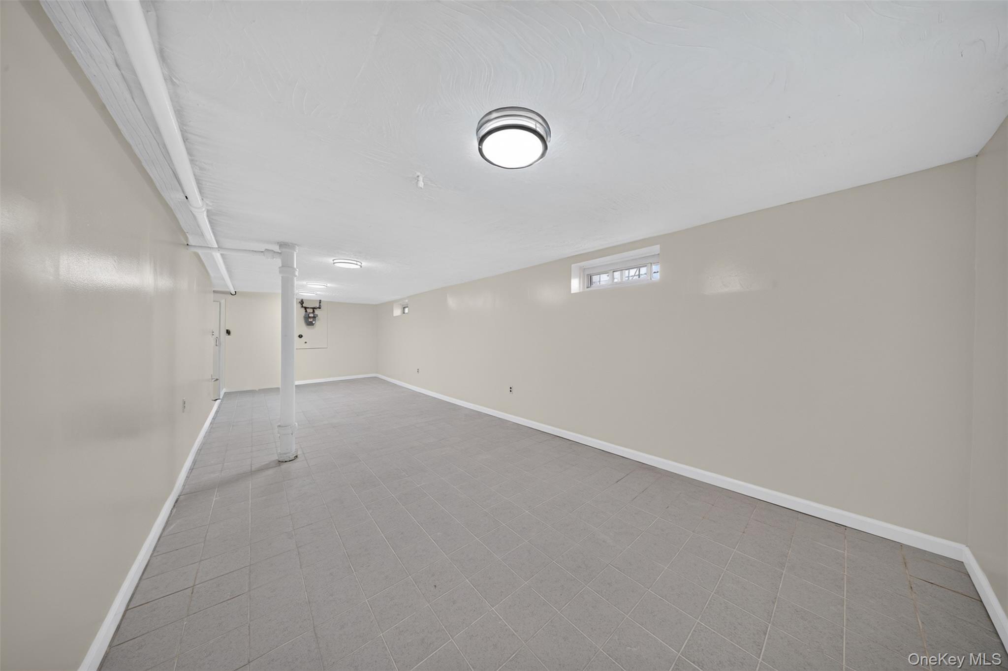 146-18 Kalmia Avenue Property Photo 20