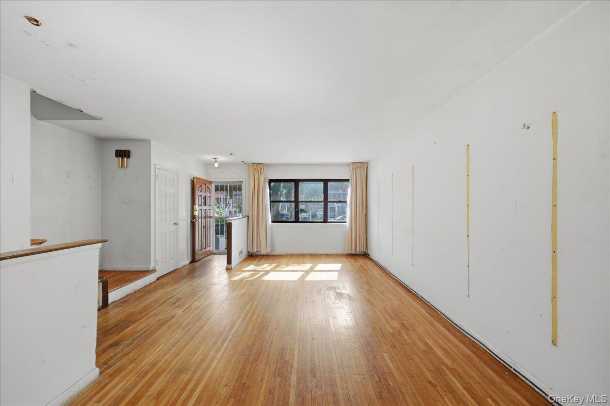 3310 Gunther Avenue Property Photo 5