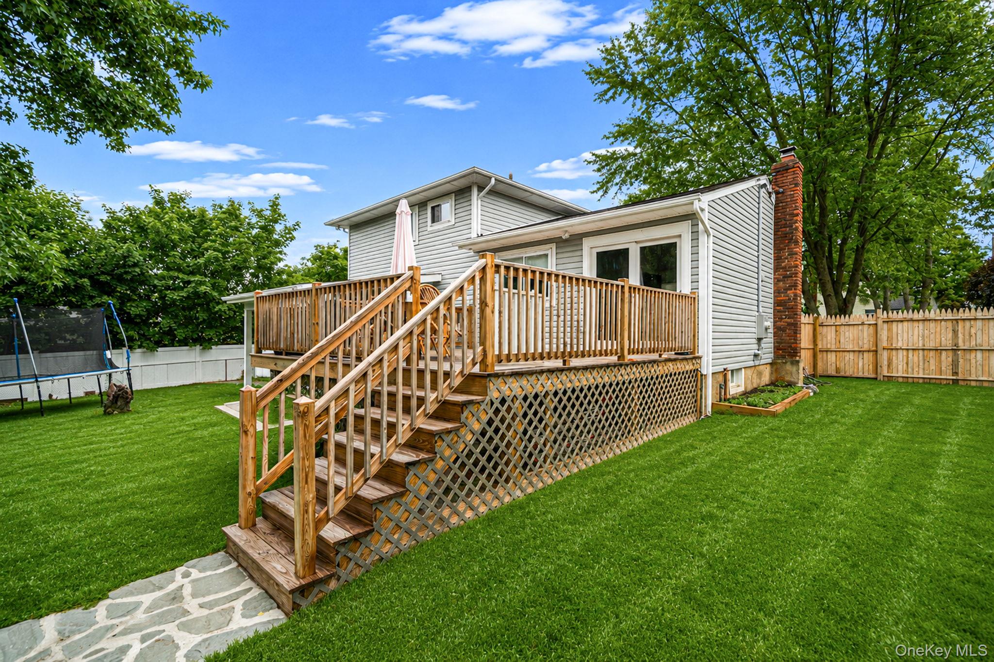 48 Hillside Avenue Property Photo 3