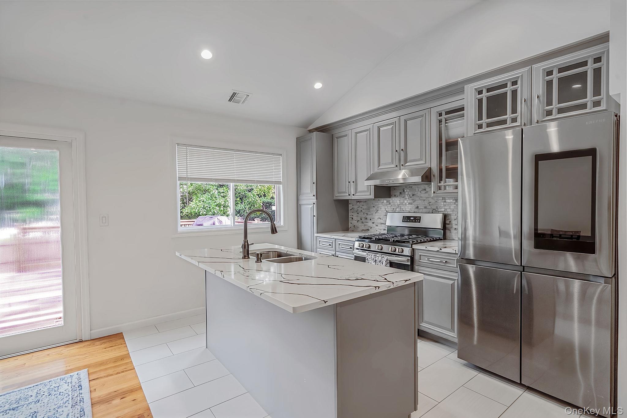 48 Hillside Avenue Property Photo 8