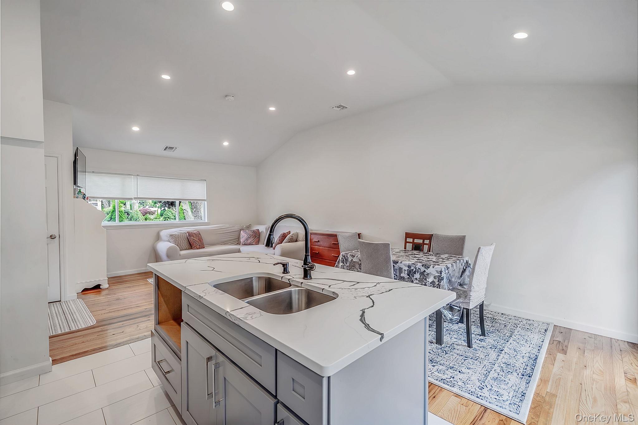 48 Hillside Avenue Property Photo 11