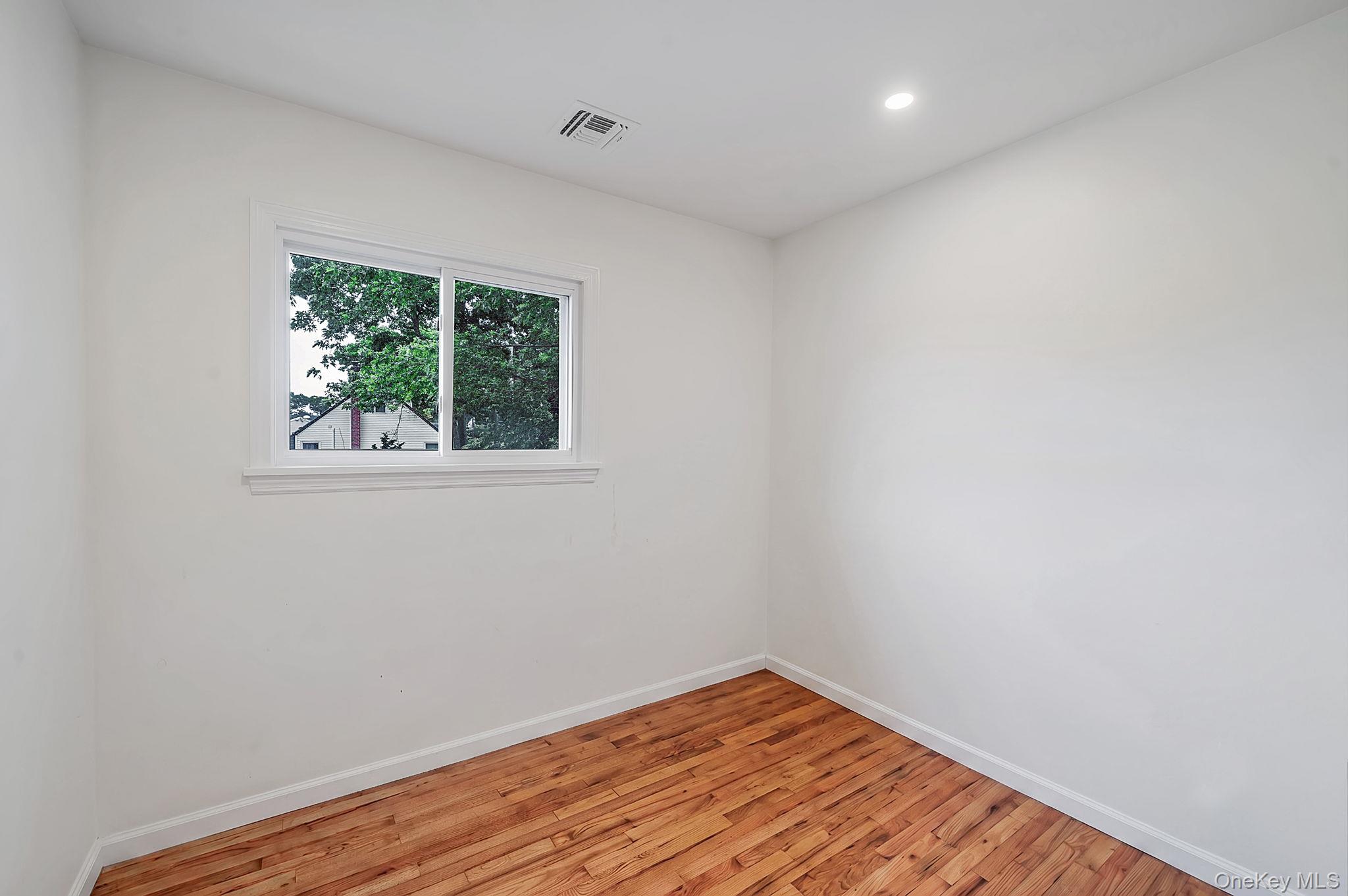 48 Hillside Avenue Property Photo 17