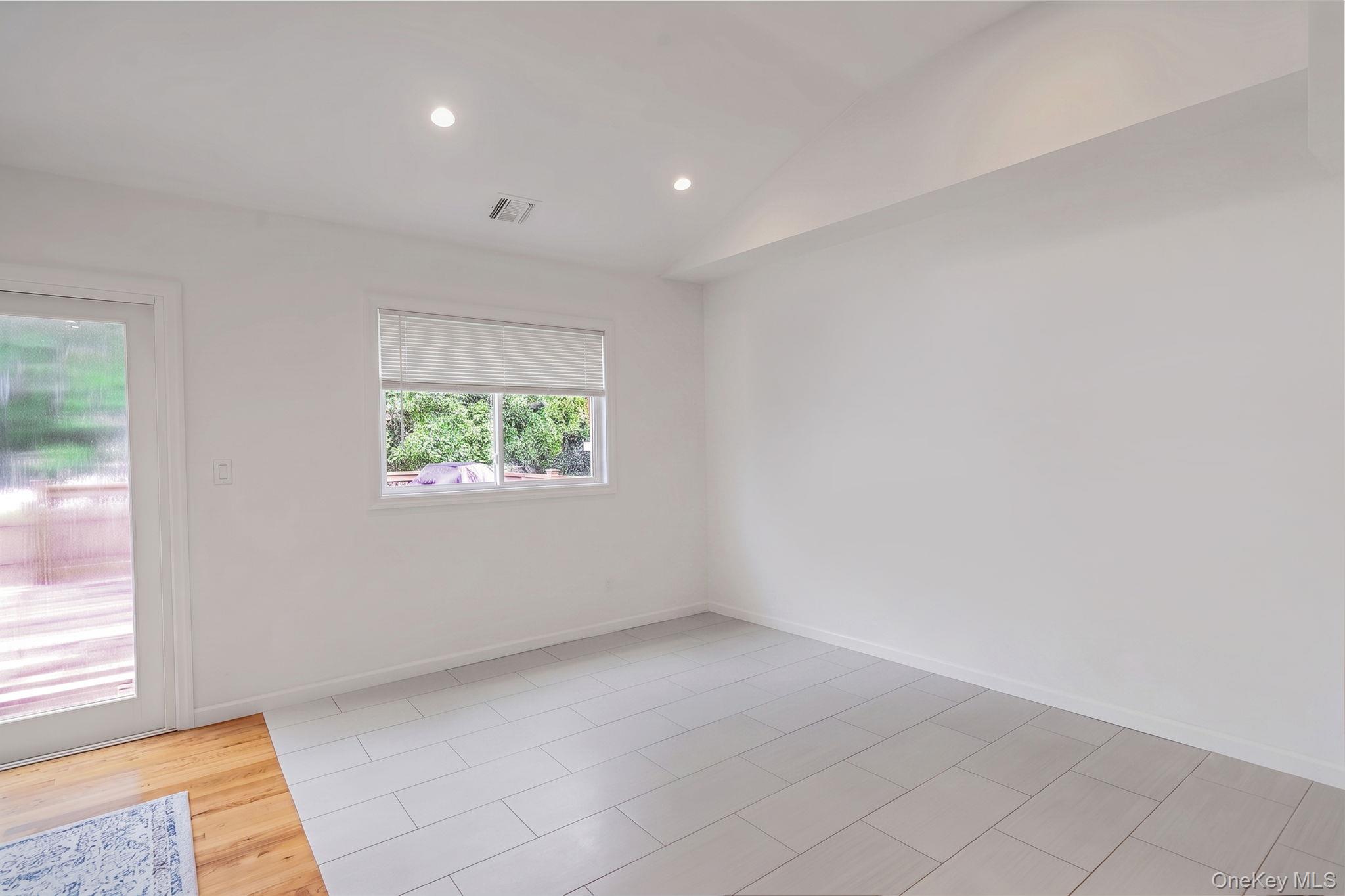 48 Hillside Avenue Property Photo 26