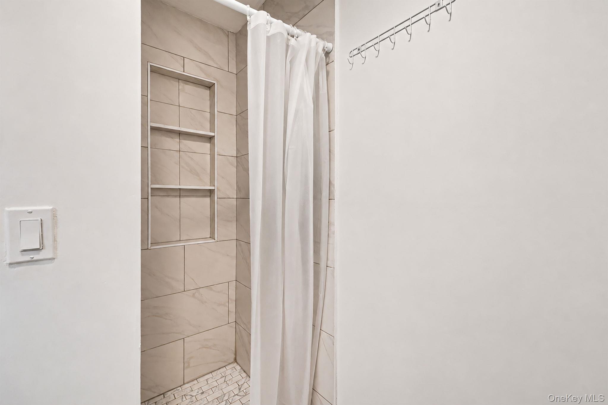 48 Hillside Avenue Property Photo 28