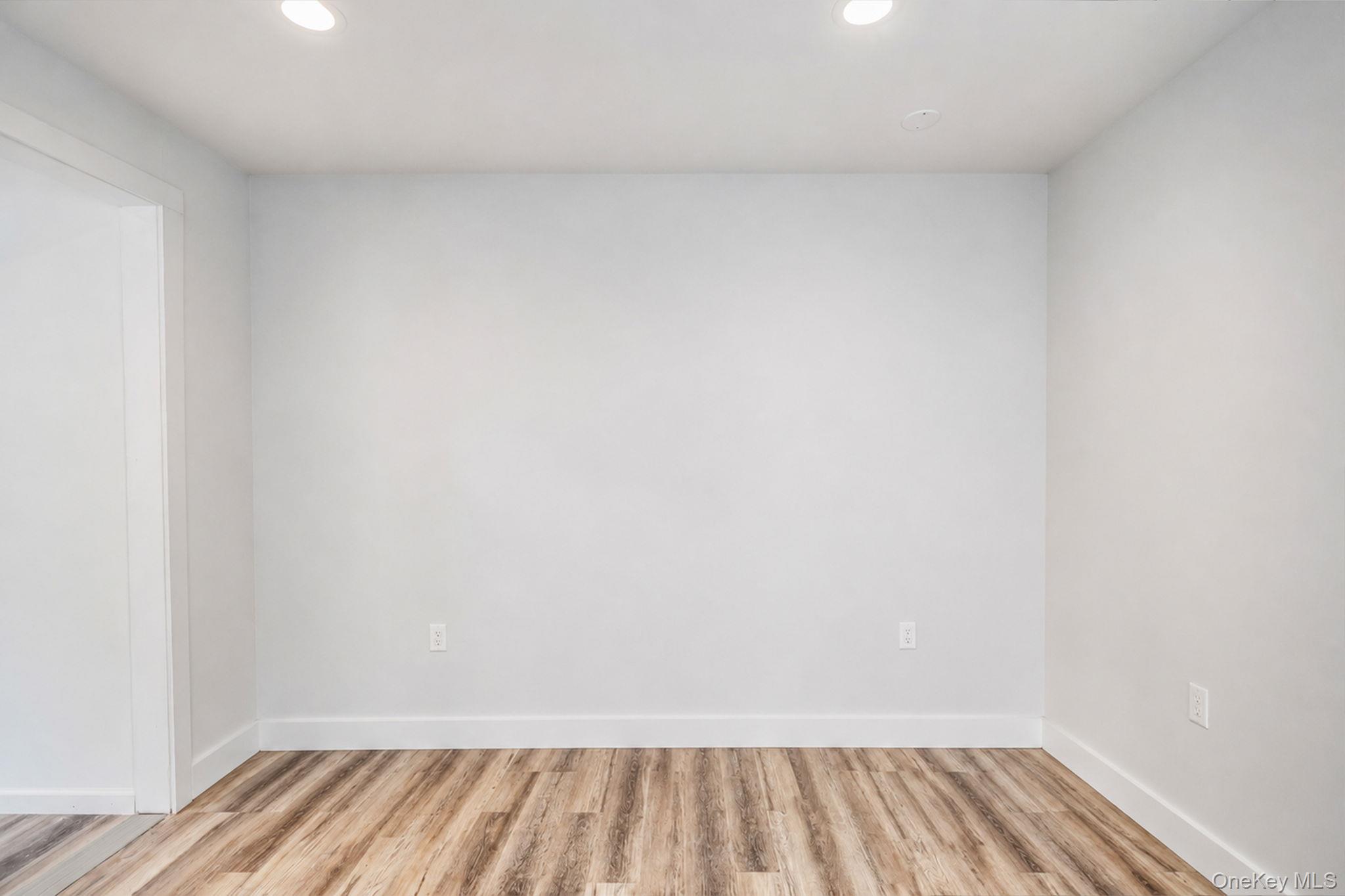 48 Hillside Avenue Property Photo 29