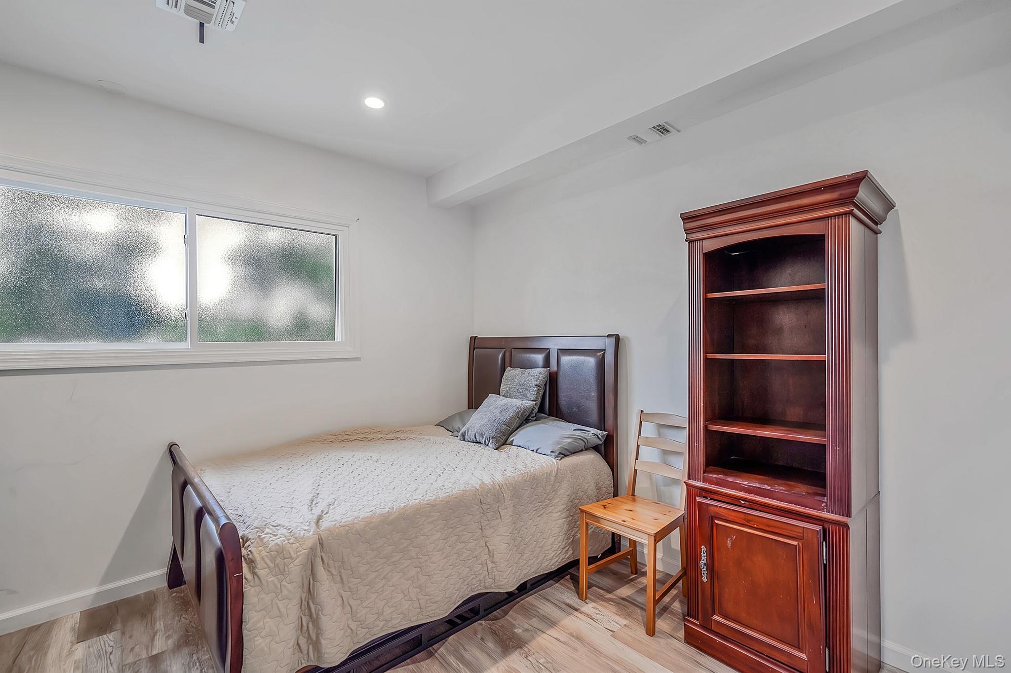 48 Hillside Avenue Property Photo 33